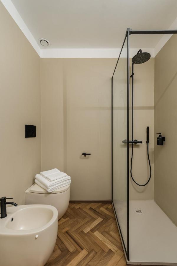 Casa Unica Milano - Elegant Apartment With Balcony - Centrale 1 外观 照片